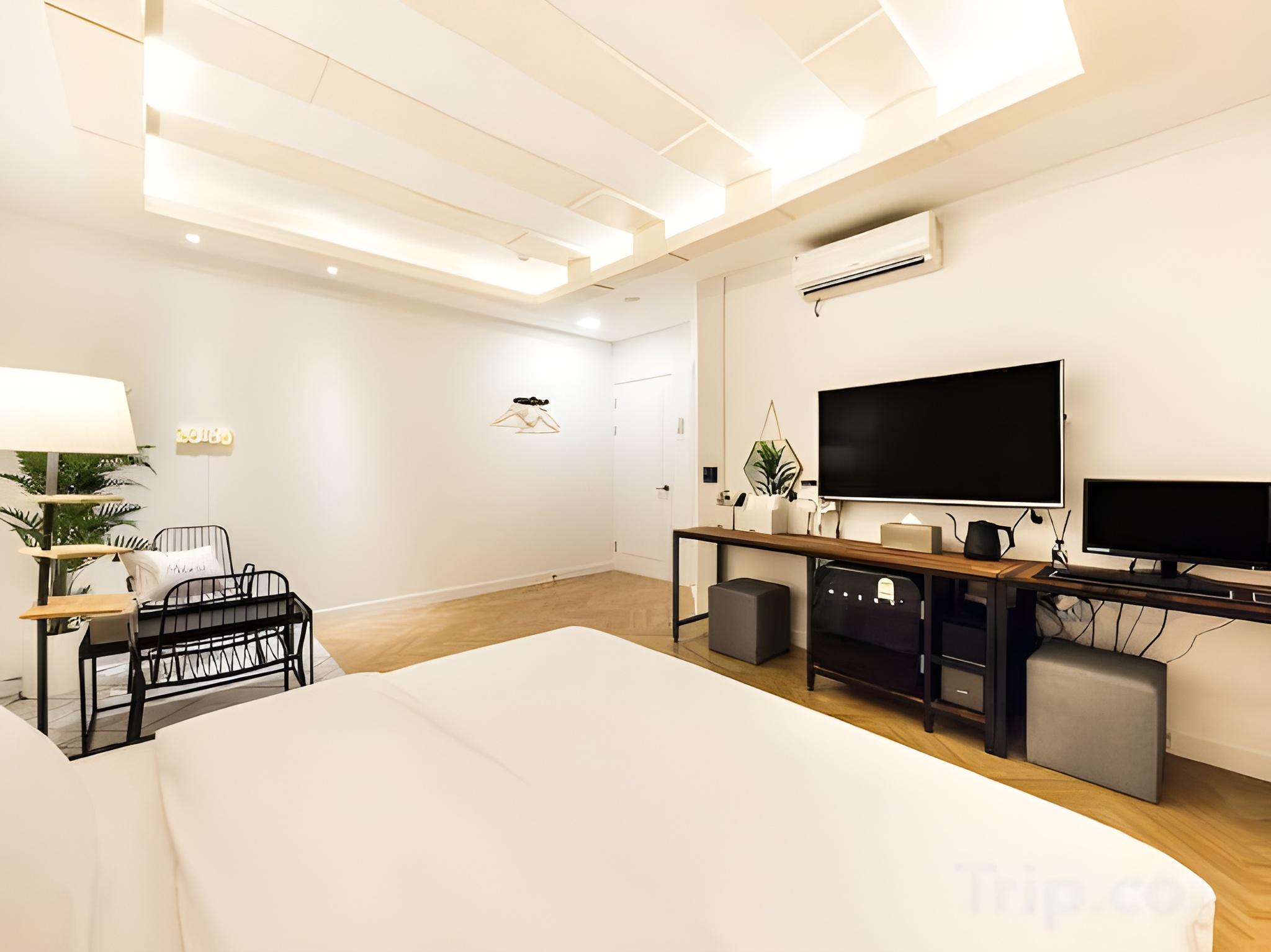 더휴식 아늑호텔 일산탄현점 (The Hyoosik Aank Hotel Ilsan Tanhyeon )