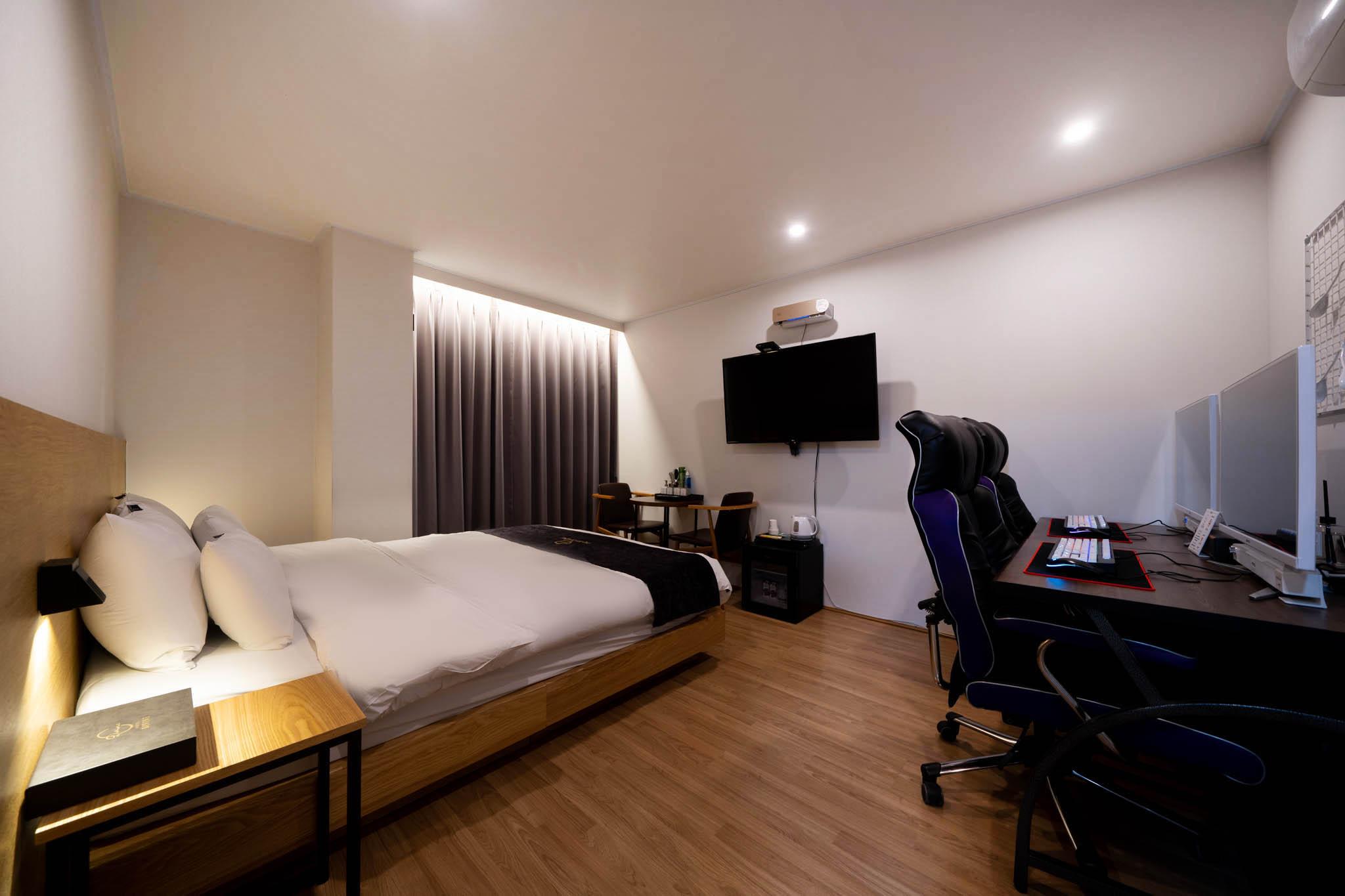 광주 디바인 호텔 (Gwangju Divine Hotel)
