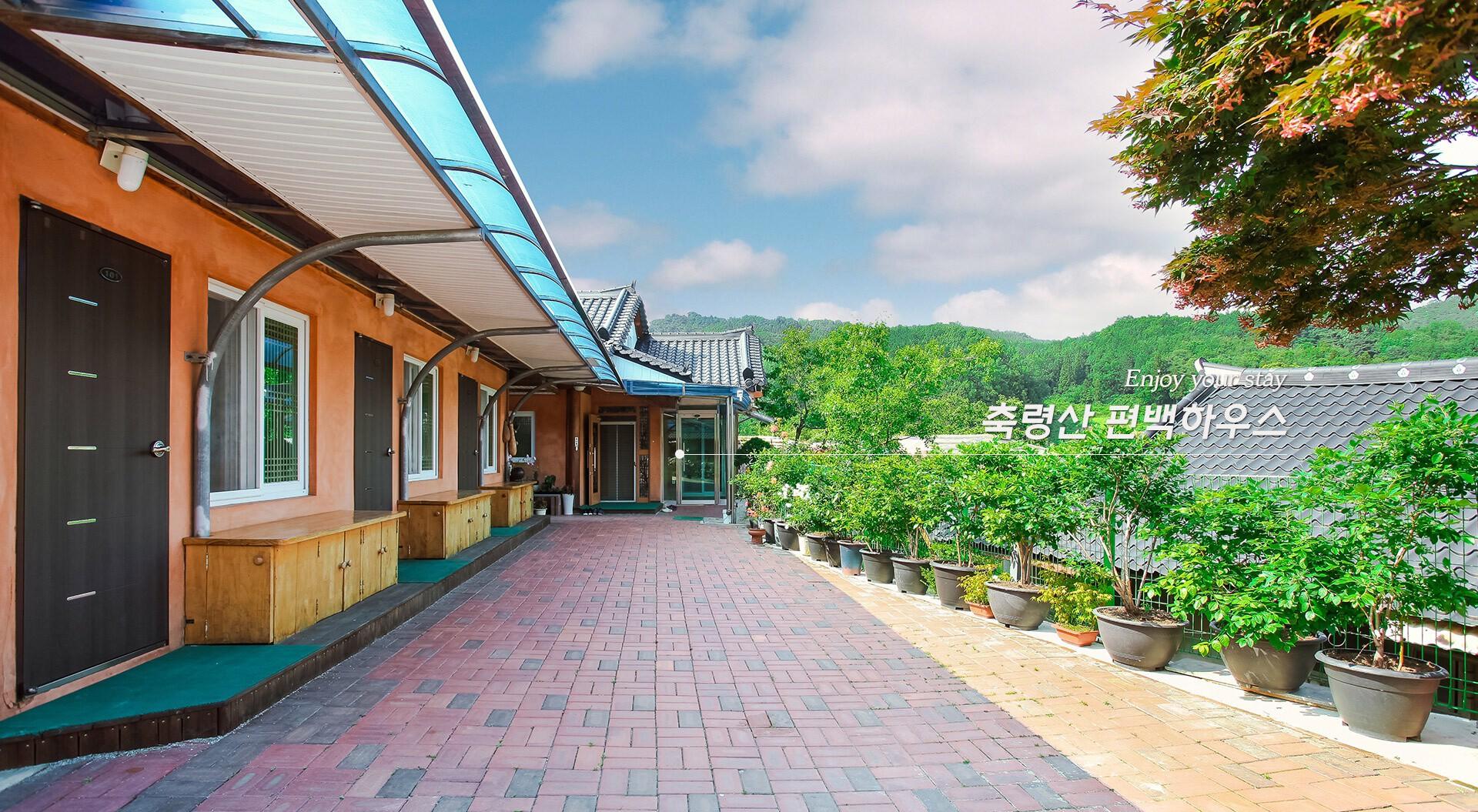 축령산 편백 하우스 (Jeonra Jangseung Chuckryeong Sanpyeobaek House)