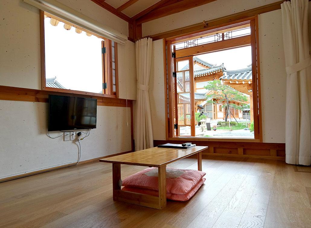 황남관 한옥 게스트하우스 (Hwangnamkwan Hanok Guesthouse)