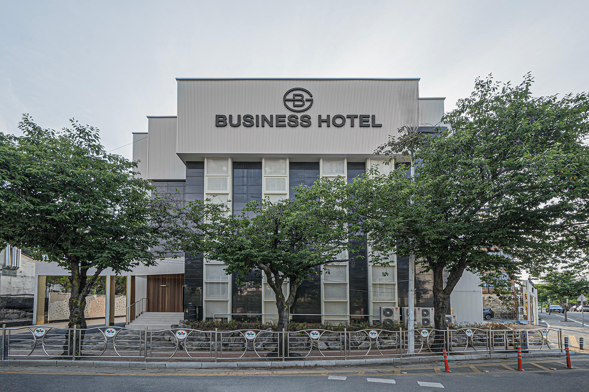 대구 동촌 비지니스 호텔 (Daegu Dongchon Business Hotel)