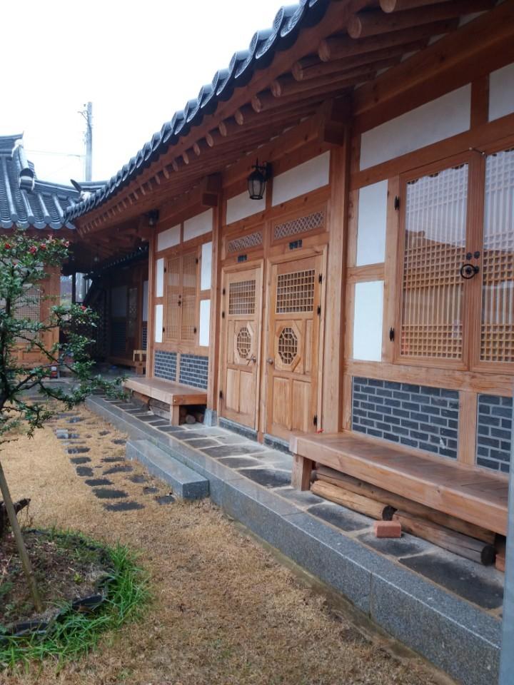 순천 사계절해오름한옥 펜션 (Suncheon Sagyejeol Haeoreum Hanok Pension)