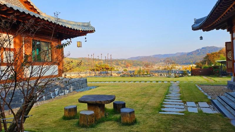 세종 보섬가한옥펜션 (Sejong Bossumga Hanok Pension)