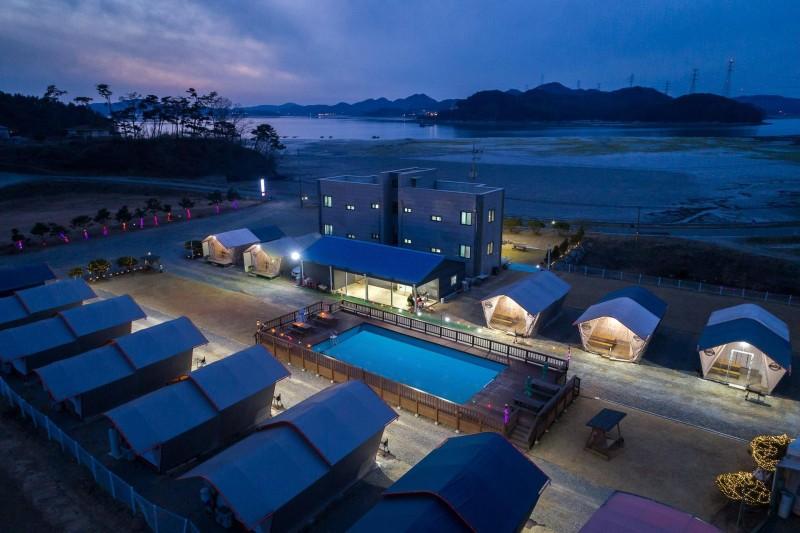 서산 가로림글램핑&풀빌라 (Seosan Garorim Glamping & Pool Villa)