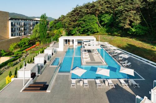 더 스위트 호텔 남원 (The Suites Hotel Namwon)