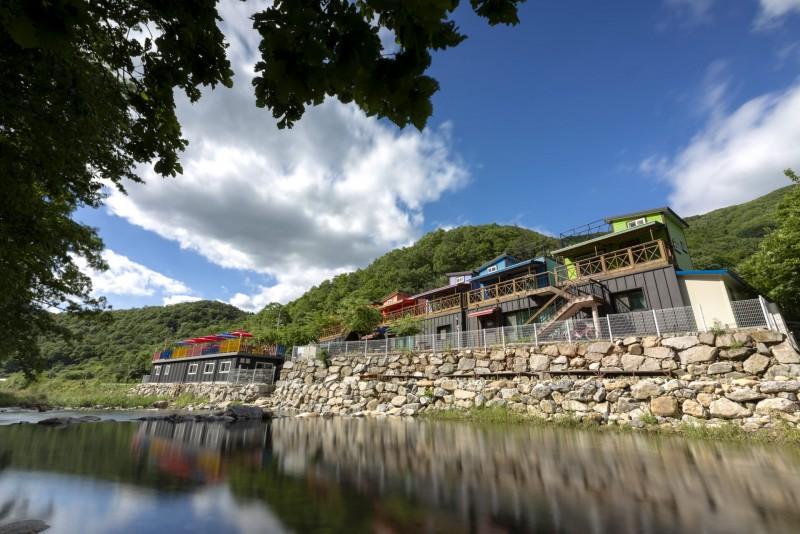 괴산 갈론펜션 (Goesan Galon Pension)