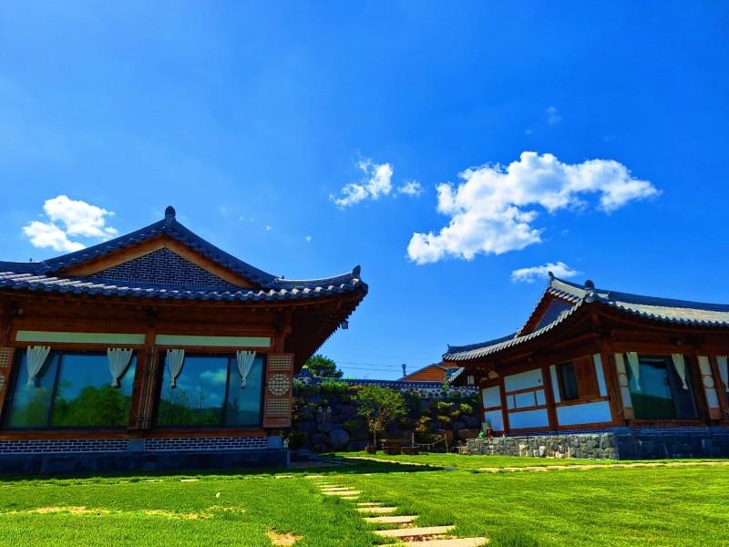 세종 보섬가한옥펜션 (Sejong Bossumga Hanok Pension)