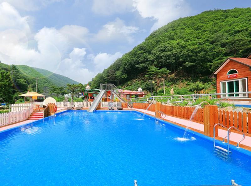 보은 산모랭이풀내음펜션 (Boeun Sanmorange Pension)