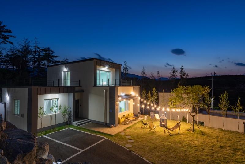속초 비로소가을펜션 (Autumn Pension in Sokcho)
