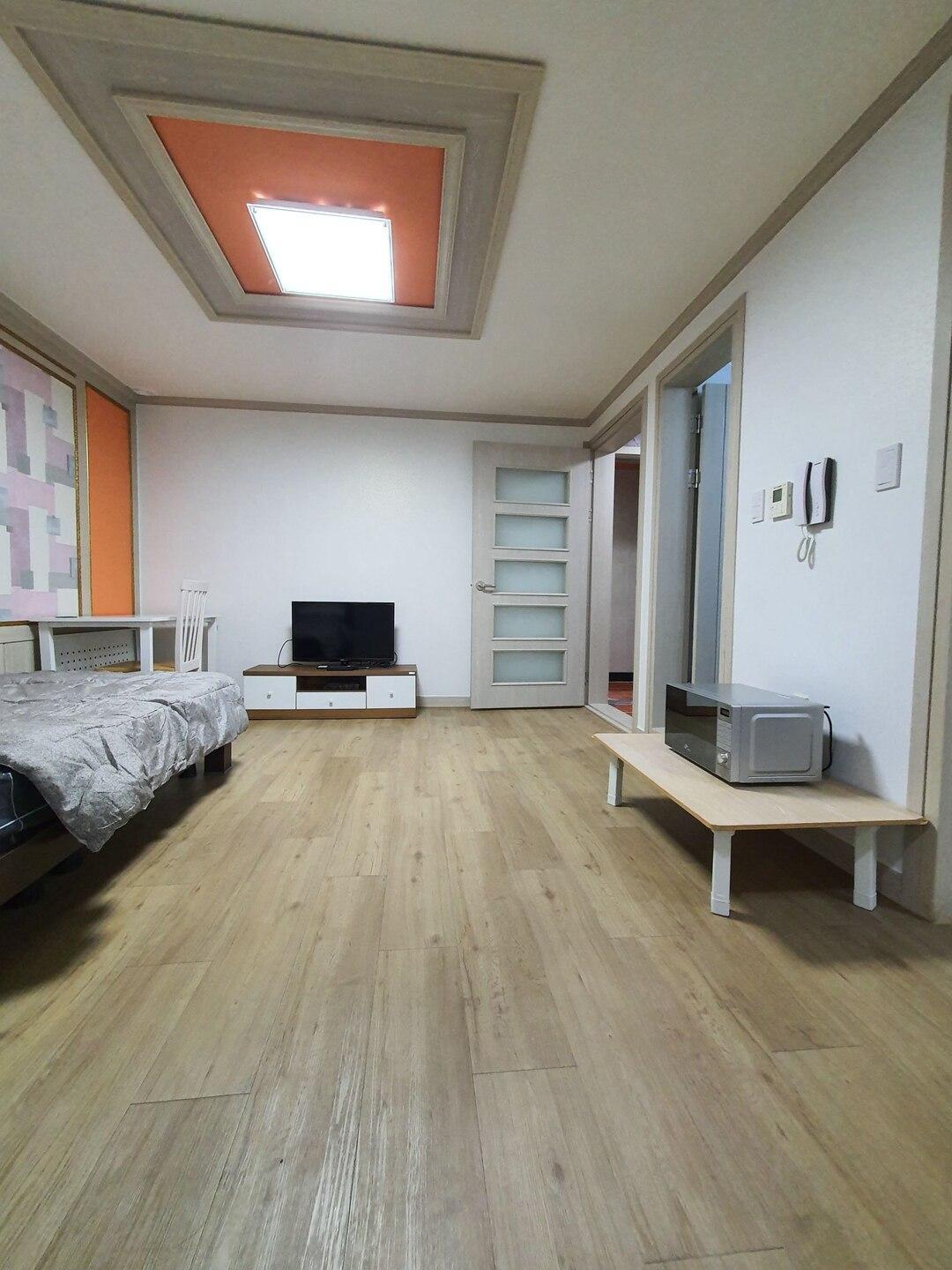 공단동의 아파트먼트 (46m², 침실 2개, 프라이빗 욕실 1개) (o경북●칠곡●Chilgok해외입국 자가격리전용 14박15일,완벽방역 신축 풀옵션 숙소15)