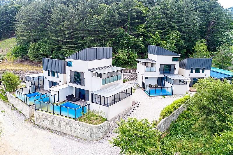 포천 풀문풀빌라 (Pocheon Full Moon Pool Villa)