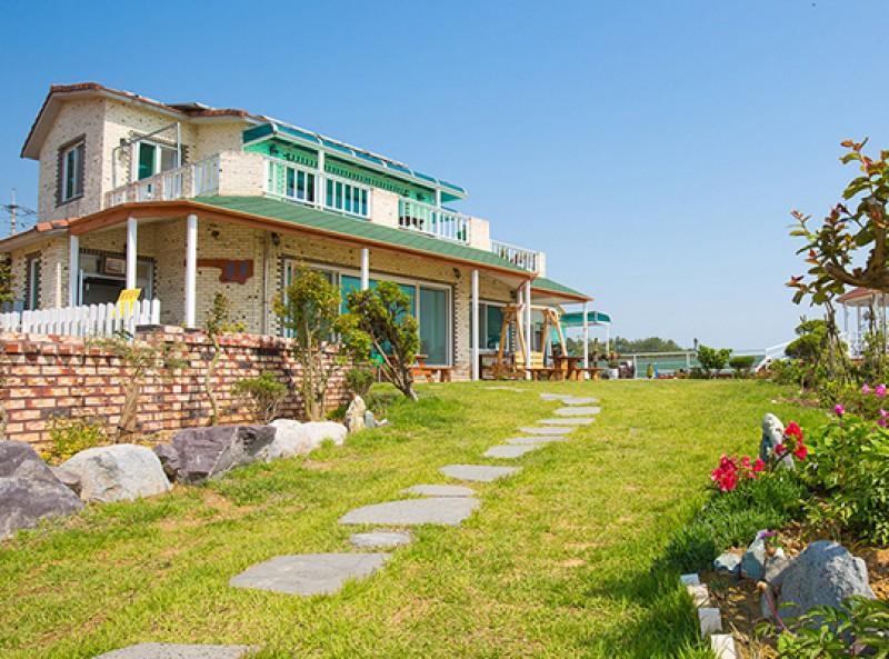 해남 노을빛바다펜션 (Haenam Noeulbitbada pension)
