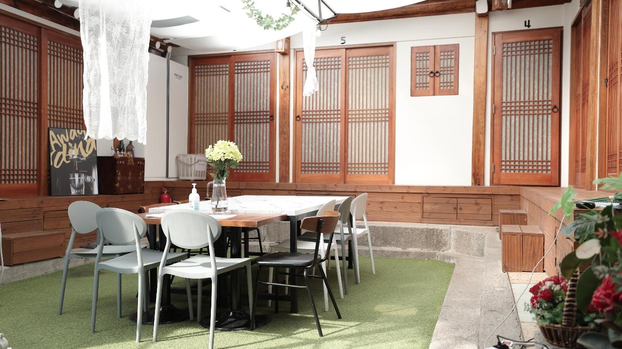 비빔밥 한옥 게스트하우스 경복궁 (Bibimbap Hanok Guesthouse Gyeongbokgung Private Villa)