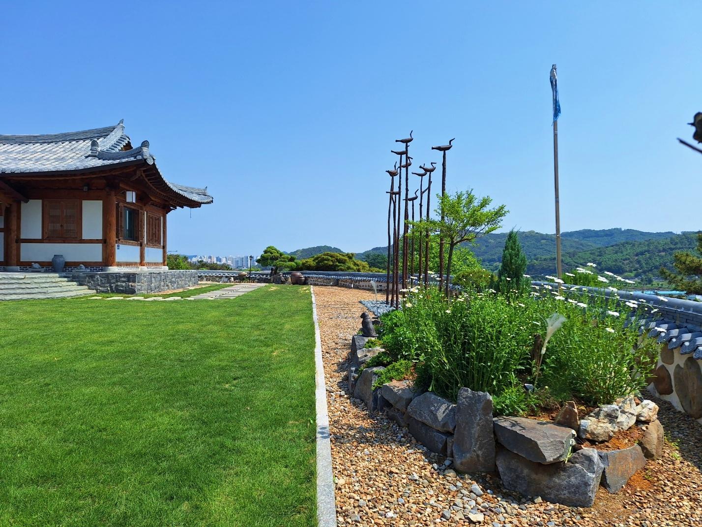 반포면의 프라이빗 하우스 (5000m², 침실 1개, 프라이빗 욕실 1개) (세종시에위치한 1500평대지에 웅장한외관과고급인테리어,탁트인시원한뷰까지휴식과힐링의최적의장소)