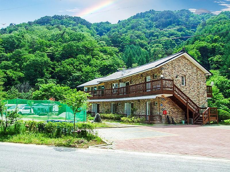 제천 소풍가는날펜션 (Jecheon Sopungganeunnal Pension)