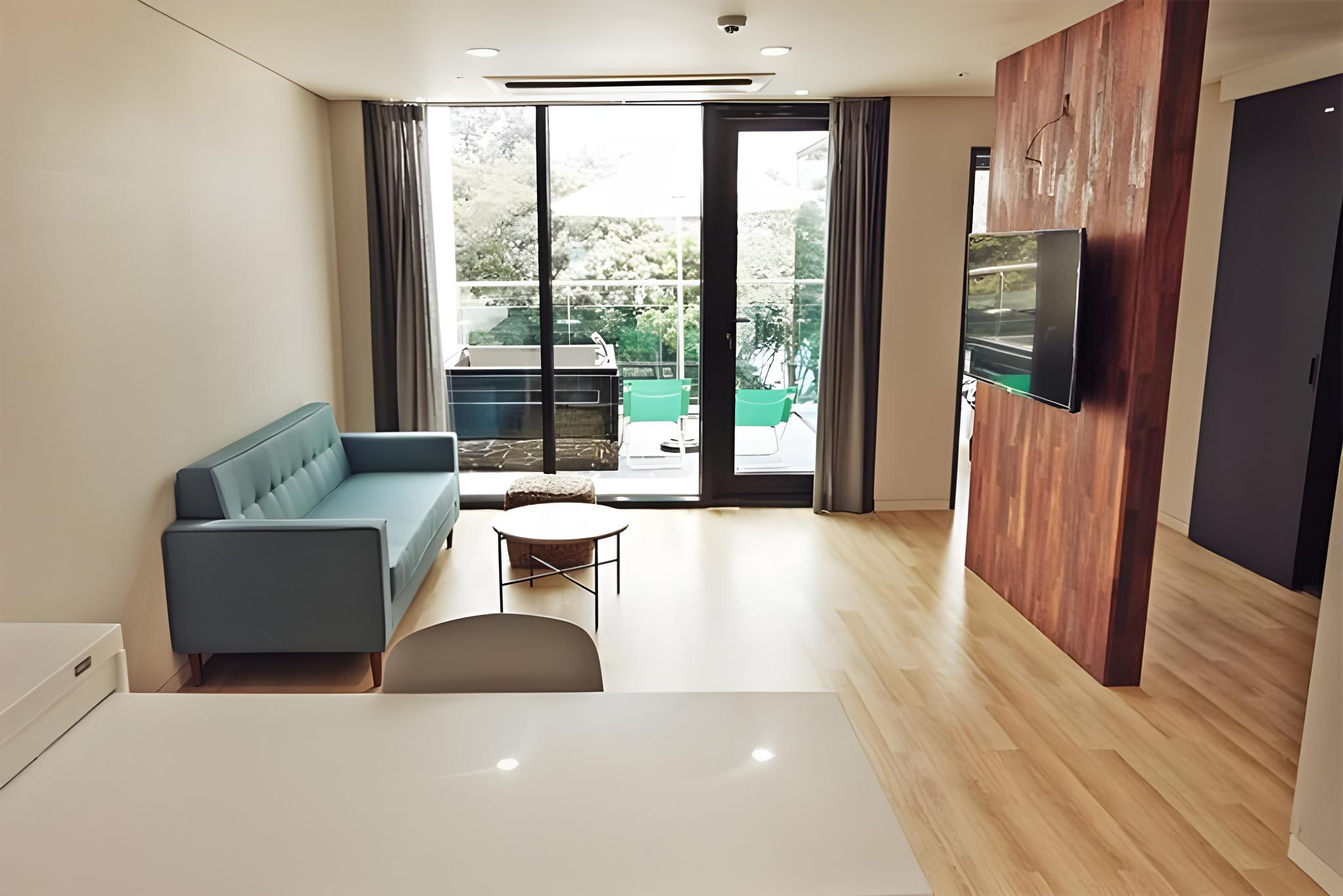 완도(보길도) 블랙스톤펜션 (Wando (Bogildo) Blackstone Pension)