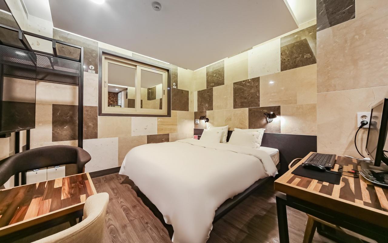 모텔 1.2.3 (Ulsan KTX Station 1.2.3)