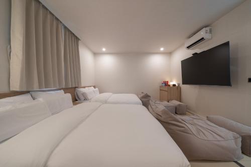 더휴식 아늑호텔 일산탄현점 (The Hyoosik Aank Hotel Ilsan Tanhyeon )