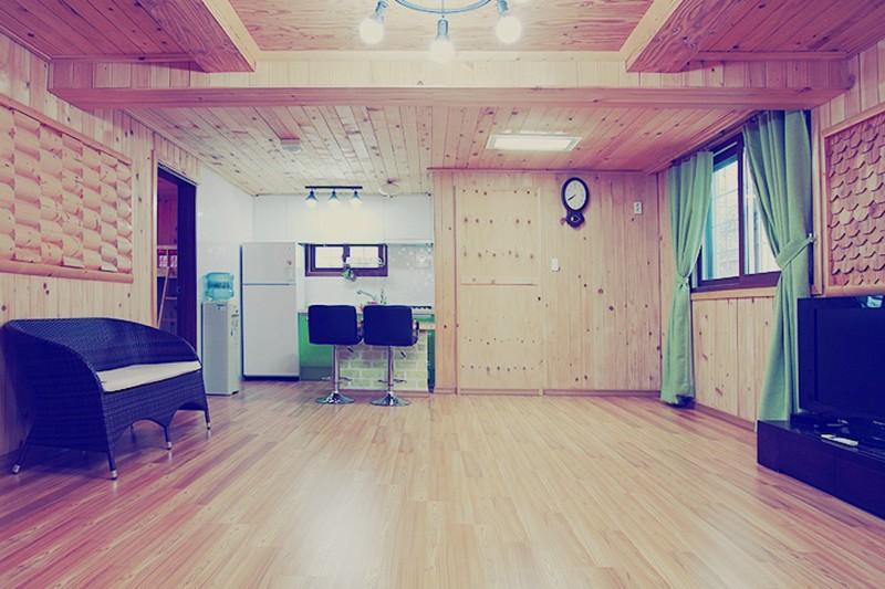 용인 로드47펜션 (Yongin Road 47 Pension)