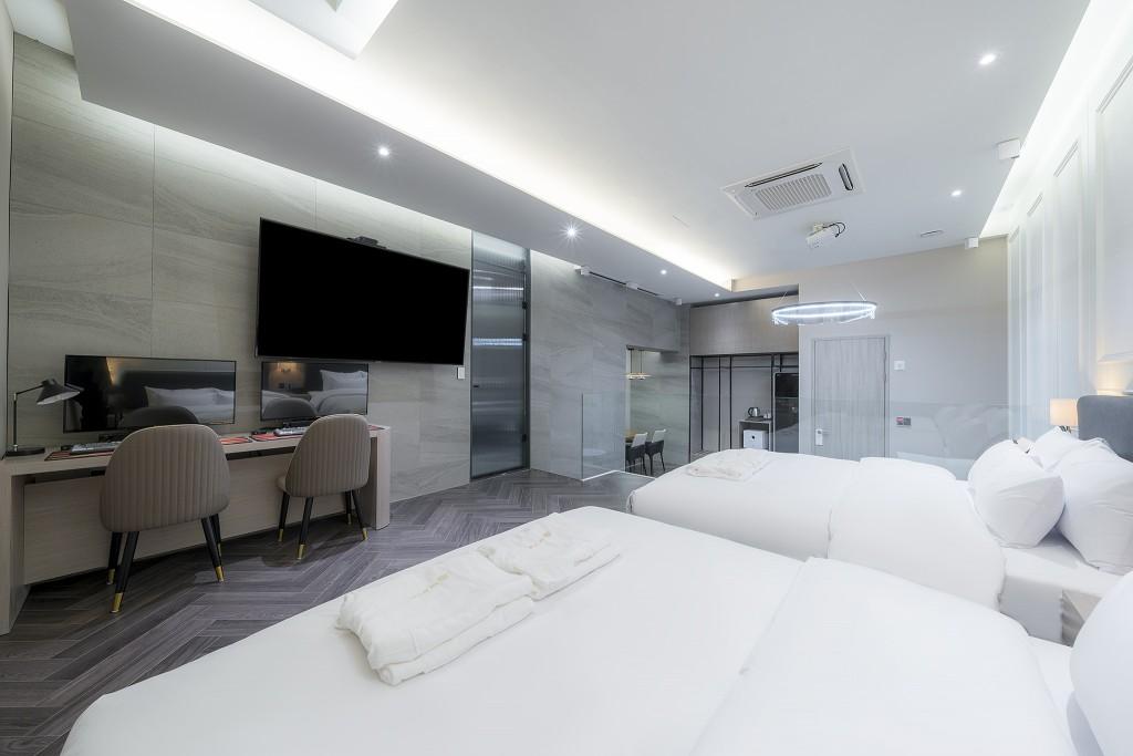 더 그루브 군산호텔 (The Groove Gunsan Hotel)