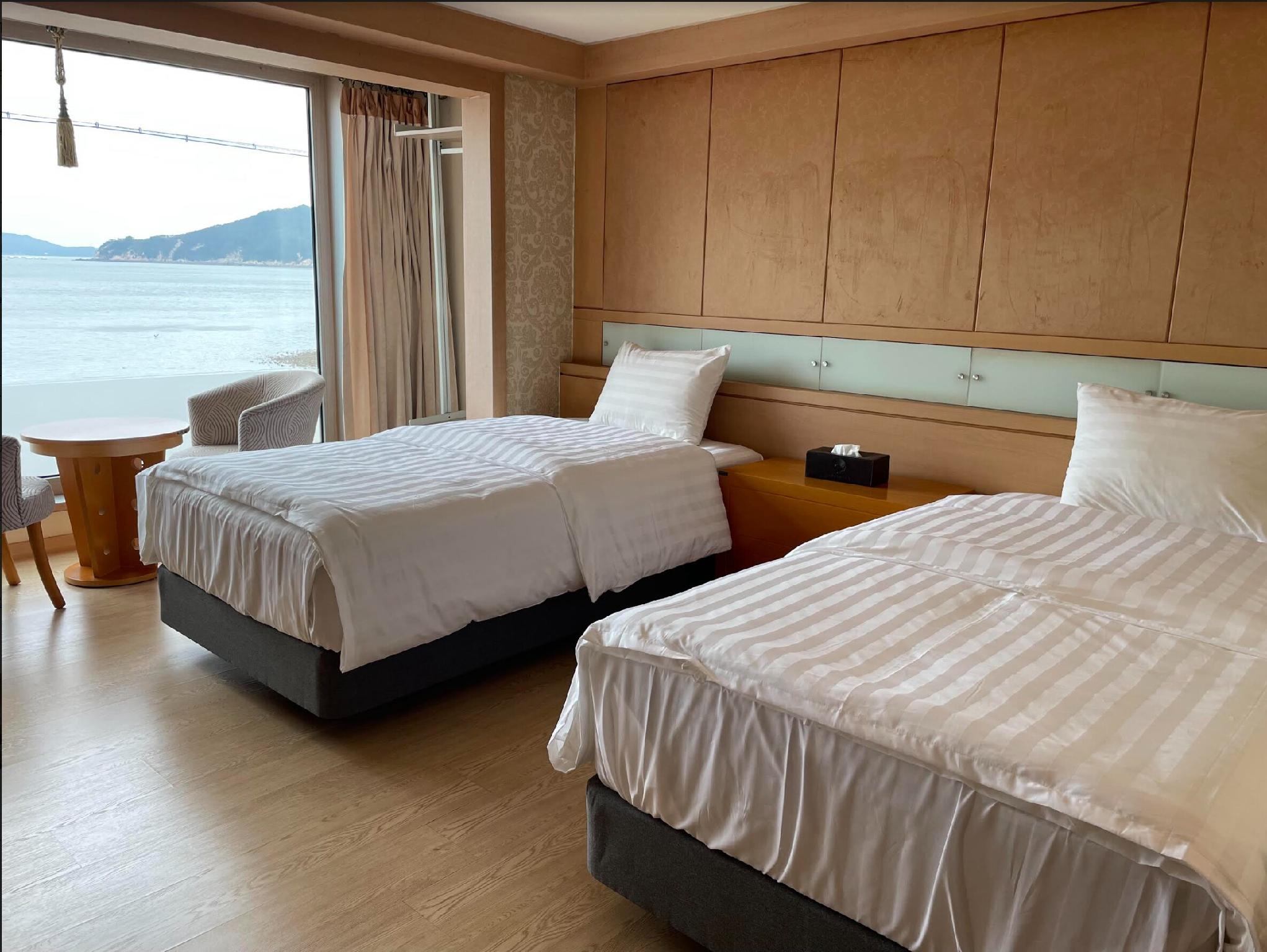 태안 비치 리조텔 (Taeahn Beach Resortel)