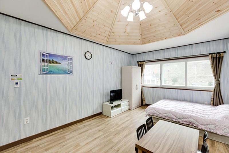 단양 미소와여유펜션 (Danyang Smile and Leisure Pension)