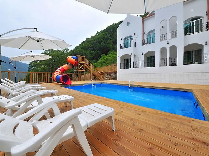 힐스토리 펜션 (Hillstory Pension)