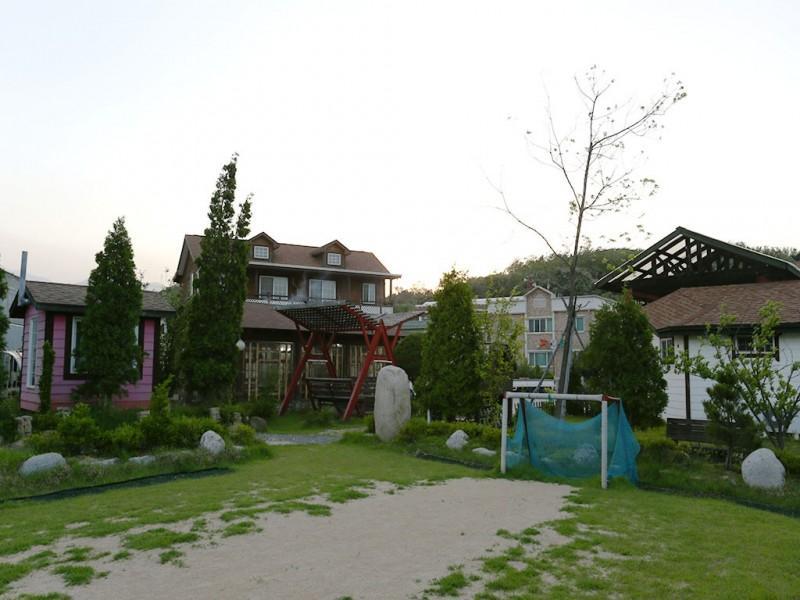 양양 설악바다나무로펜션 (Yangyang Seorak Badanamuro Pension)