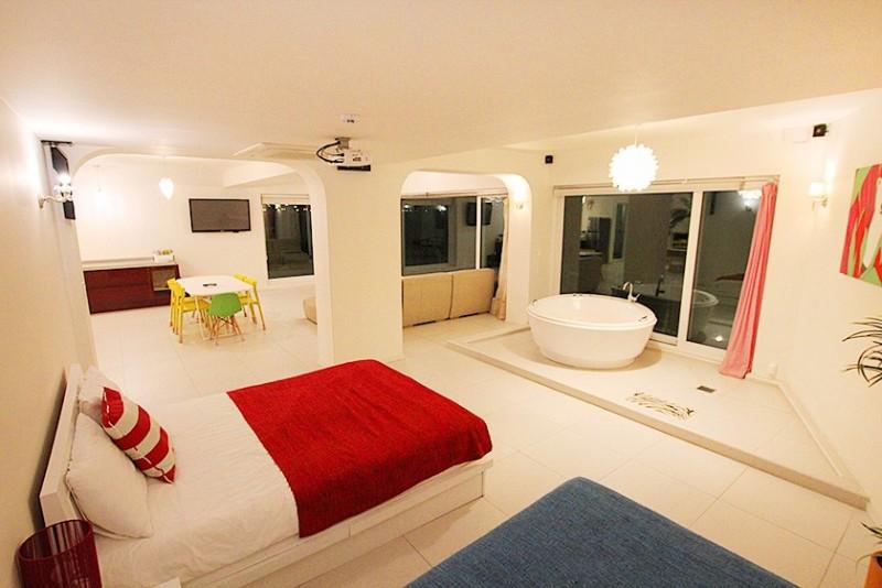 고성 파라다이스코브펜션 (Goseong Paradise Cove Pension)