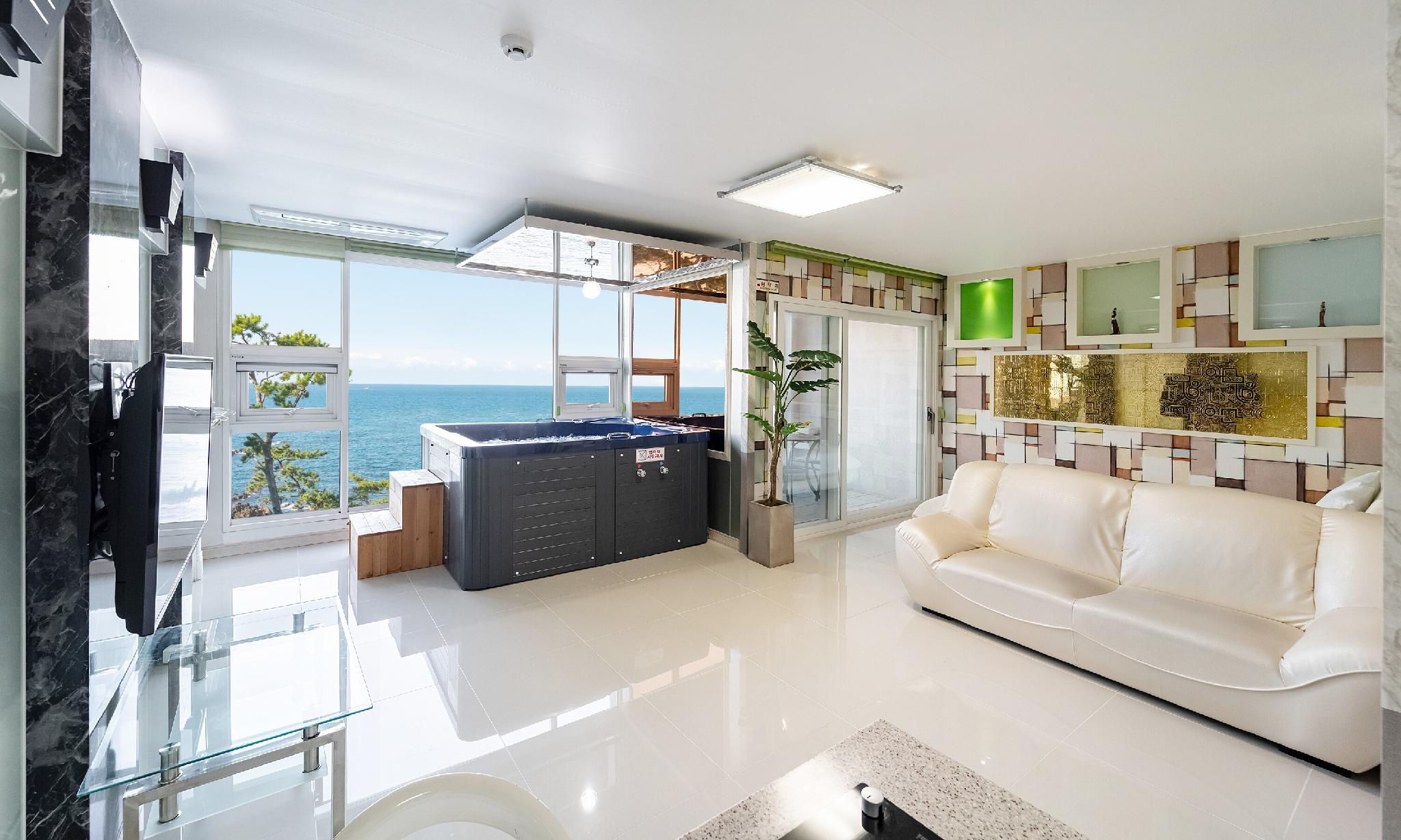 파인 웨이브 스파 펜션 (Pohang Pine Wave Spa Pension)