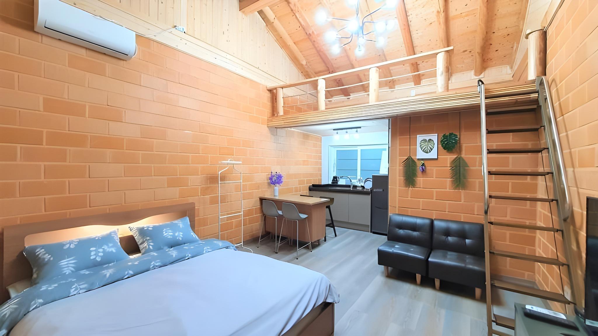 을전56 펜션 (Uljeon 56 Pension)