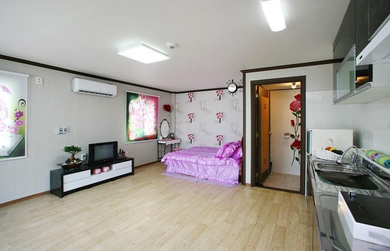 괴산 청천나들이펜션 (Goesan Cheongcheon Nadri Pension)