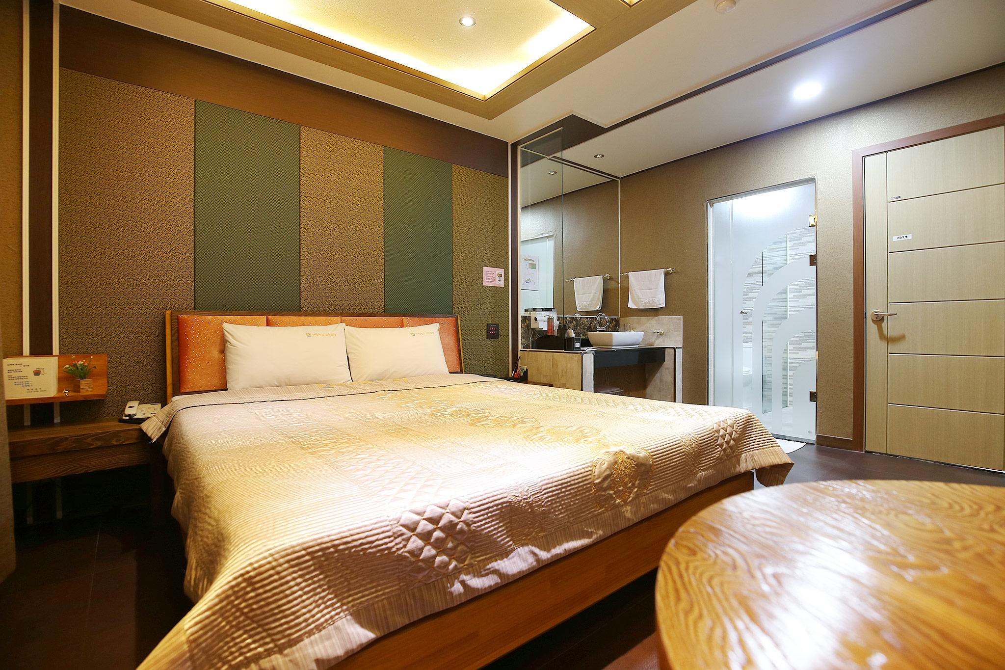 진천 아일랜드 무인텔 (Jincheon Island Self check-in Motel)