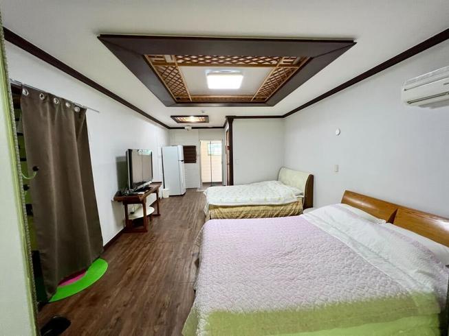 Baeksajang Hill Pension