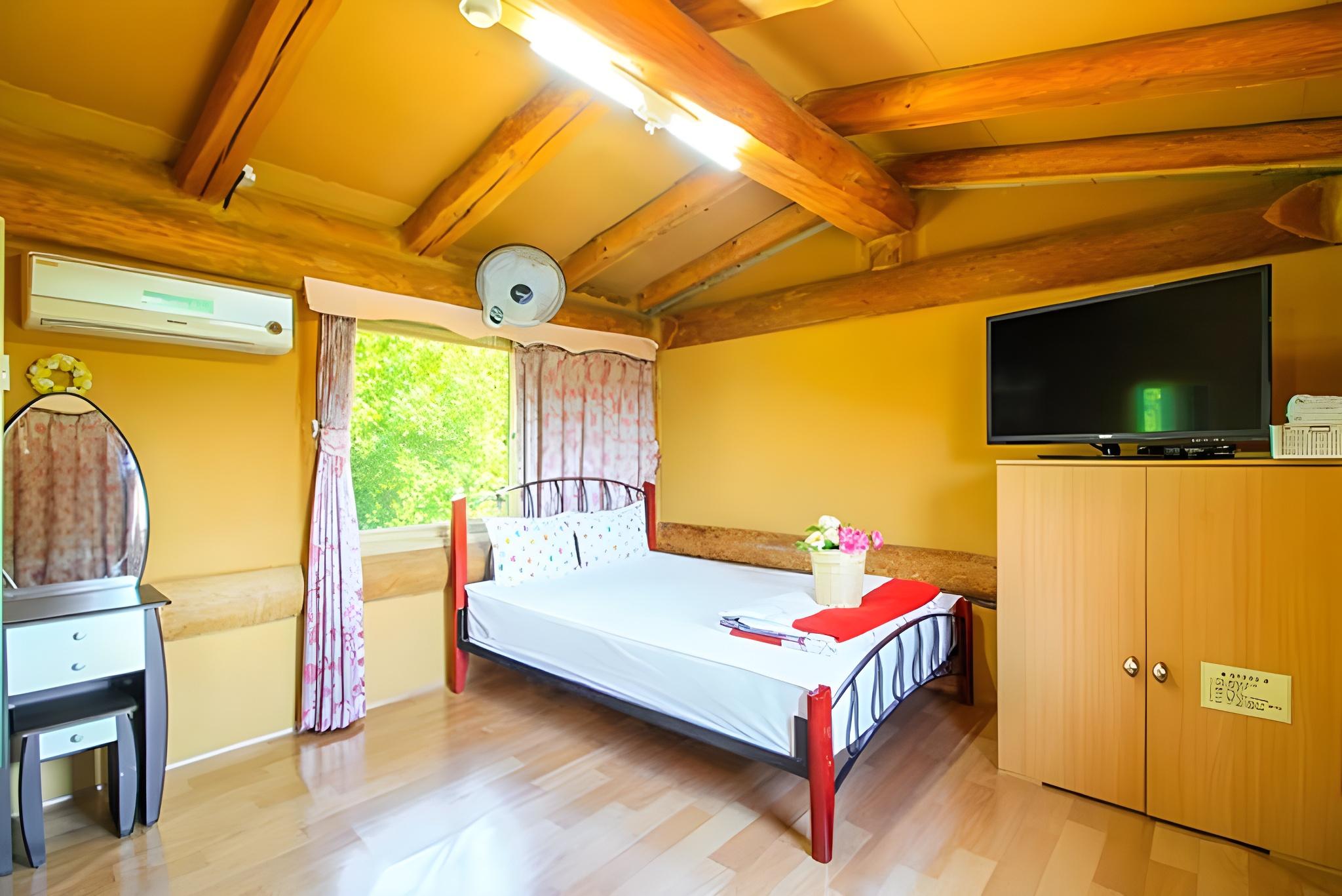 양양 해변산장펜션 (Yangyang Haebyeonsanjang Pension)