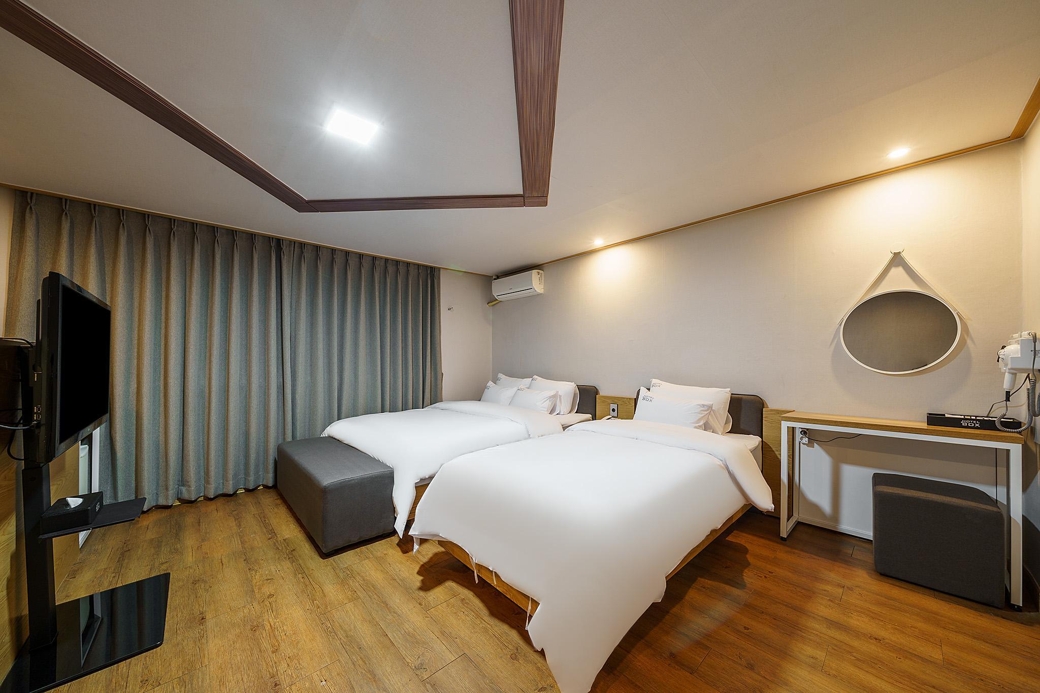 천안 호텔박스 터미널점 (Cheonan Hotel Box Terminal Branch)