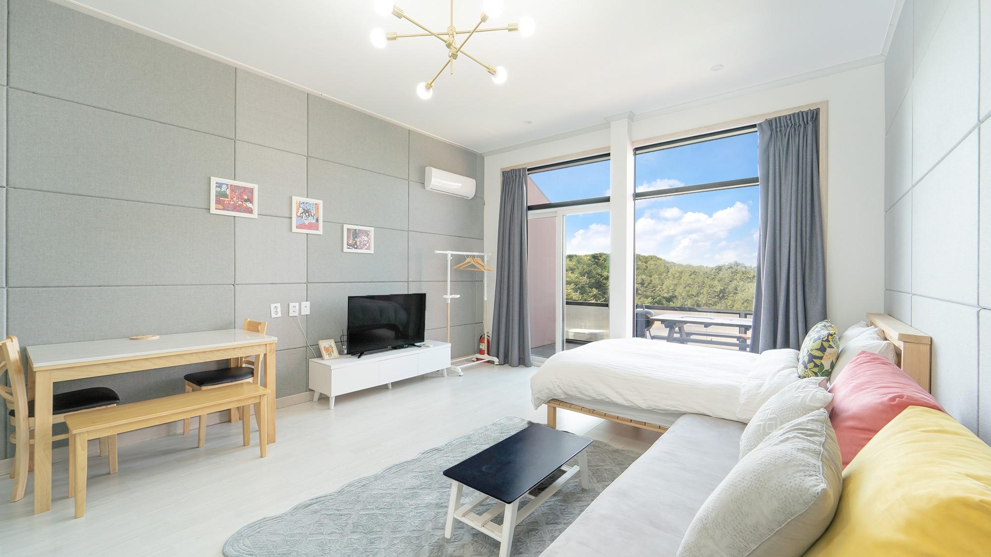 양양 인메모리 펜션 (Yangyang In Memory Pension)