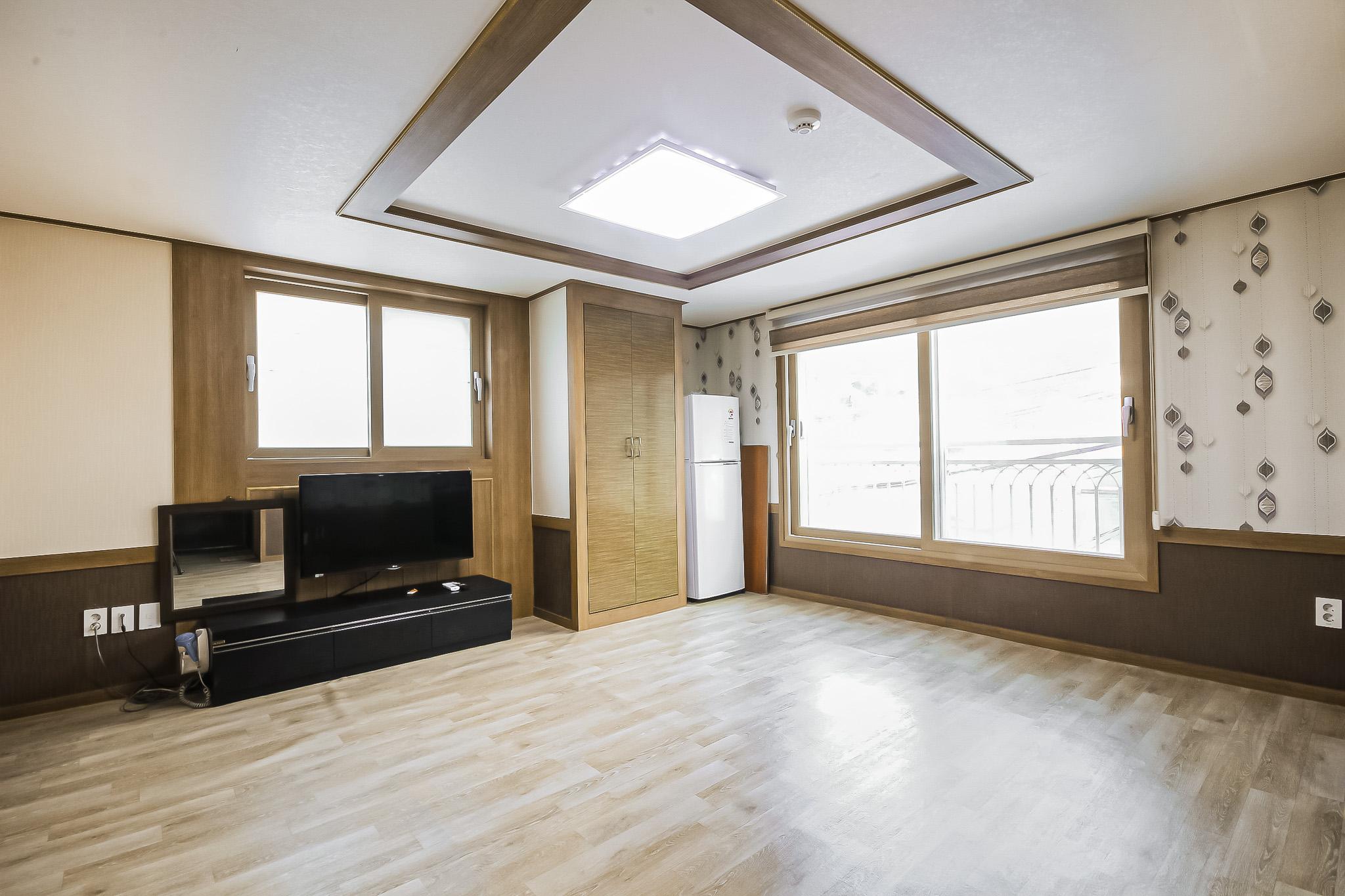 울릉 섬마을 펜션 (Ulleung Island Village Pension)