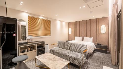 스테이 에비뉴 호텔 (Stay Avenue Hotel)