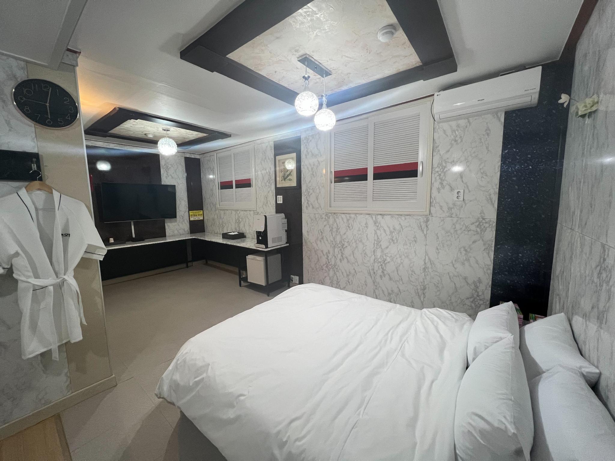 익산 봄나루 호텔 (Iksan Bomnaru Hotel)