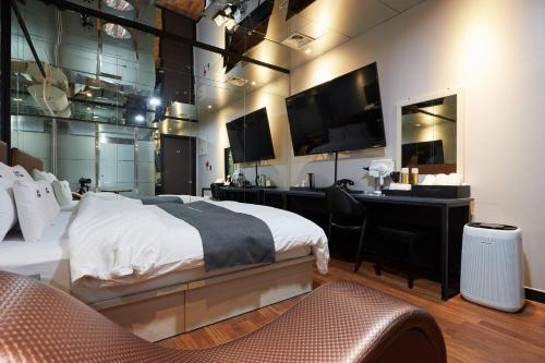 유앤미호텔 (You&Me Hotel)