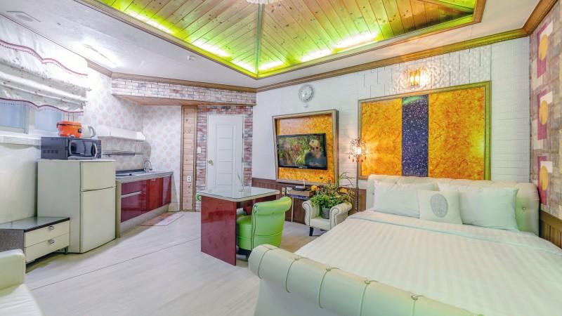 가평 테라스엔별이스파펜션 (Gapyeong Terrace & Star Pension)