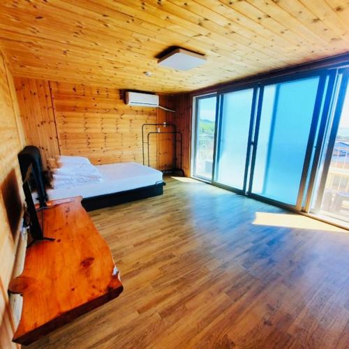 부안 운호 레지던스 펜션 (Buan Unho Residence Pension)