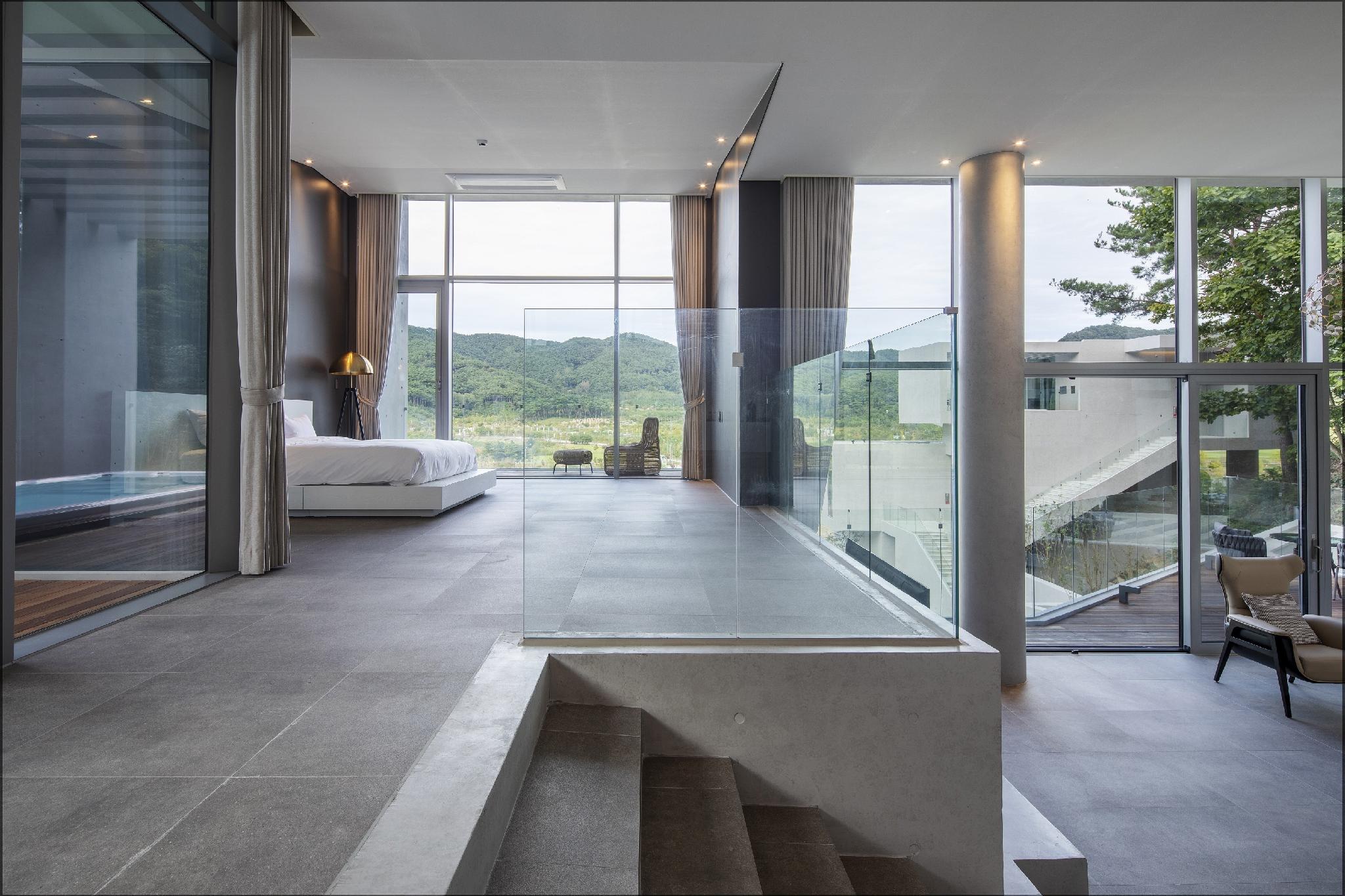 엘리스테이 (Jeongeup Elystay Poolvilla)