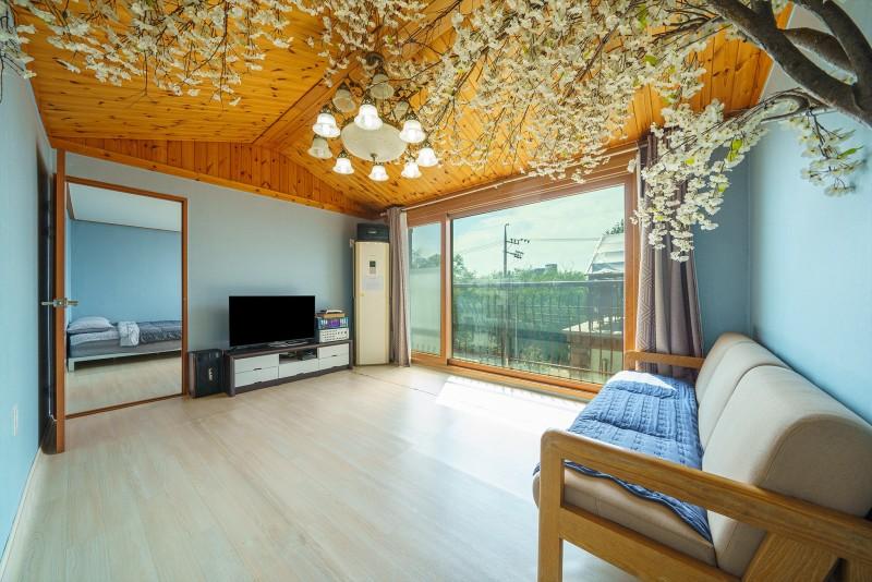 화성(제부도) 제부도펜션벚꽃 (Hwaseong (Jebudo) Jebudo Pension Cherry Blossoms)