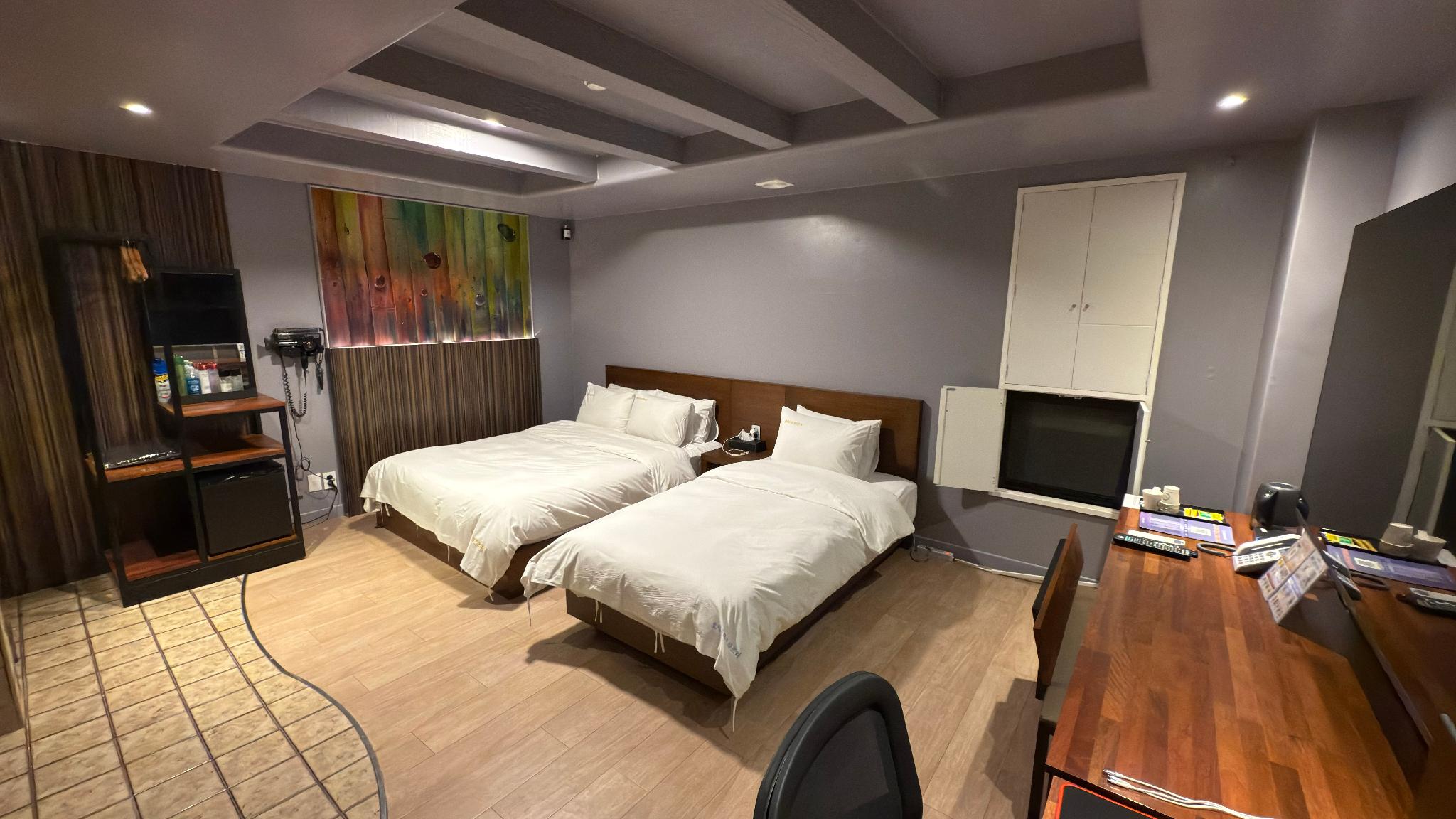 클레오파트라 호텔 (Cleopatra Hotel)