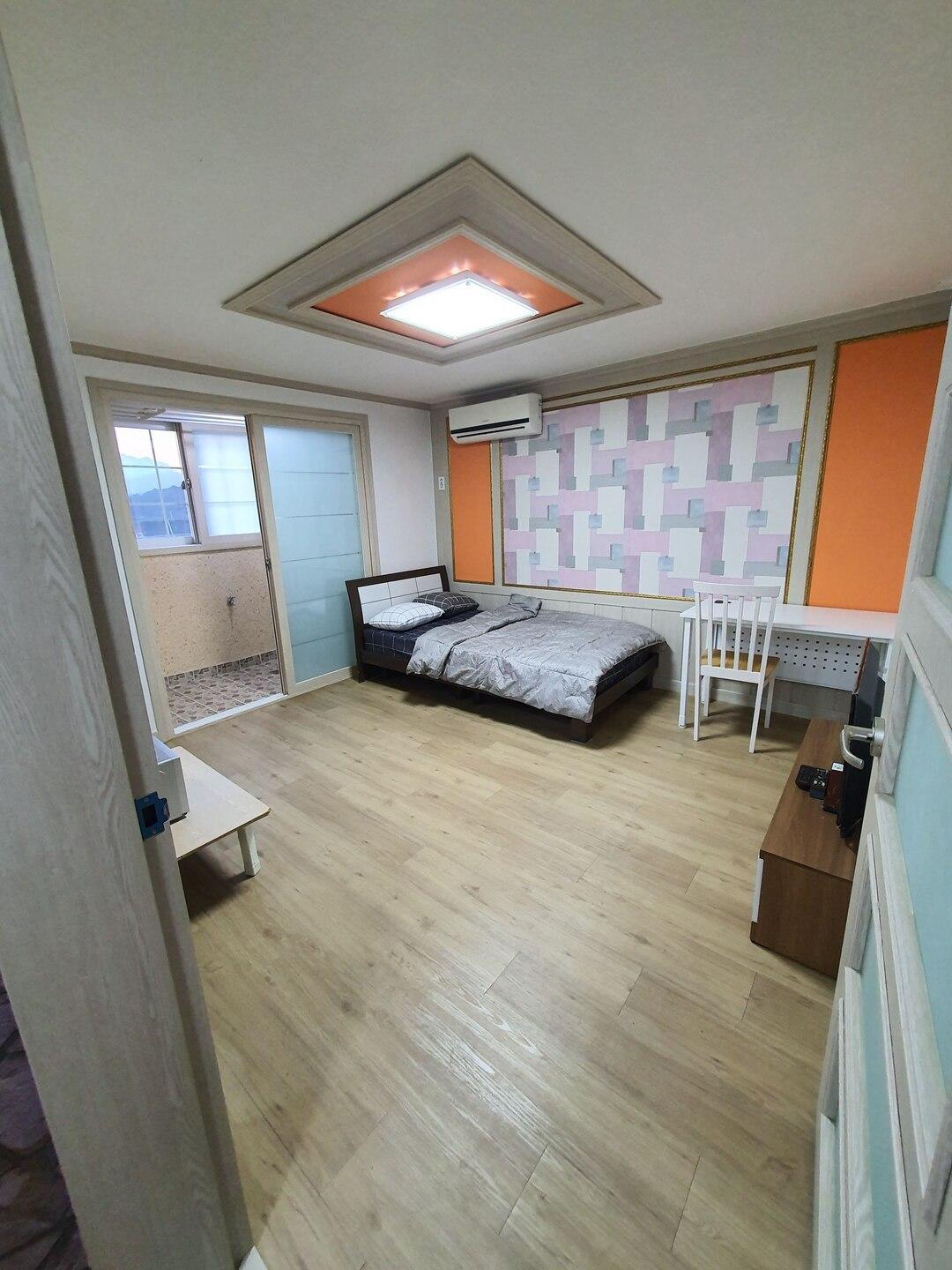 공단동의 아파트먼트 (46m², 침실 2개, 프라이빗 욕실 1개) (o경북●칠곡●Chilgok해외입국 자가격리전용 14박15일,완벽방역 신축 풀옵션 숙소15)