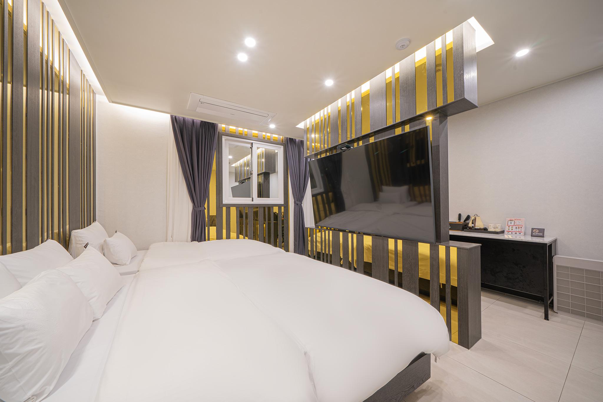 브라운도트호텔 신안점 (Brown Dot Hotel Sinan)