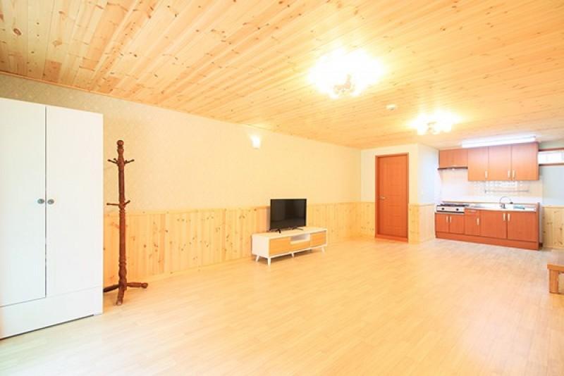 괴산 은하수펜션 (Goesan Milky Way Pension)