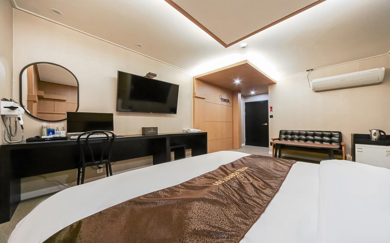 호텔 포레스트 701 (Hotel Forest 701)